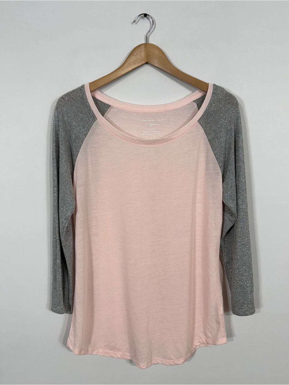 WSH139 {American Eagle} Pink Silver Gray Glitter Scoop Neck Tissue T-Shirt Tee